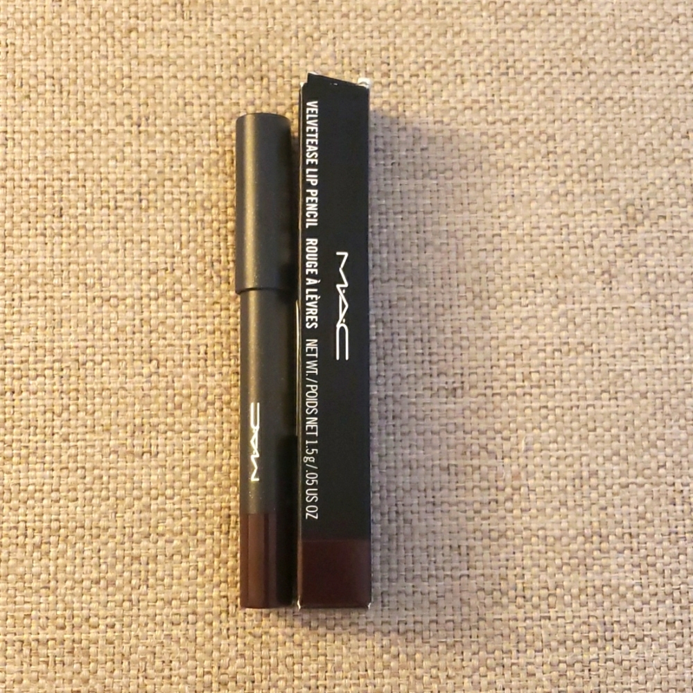 Lip pencil